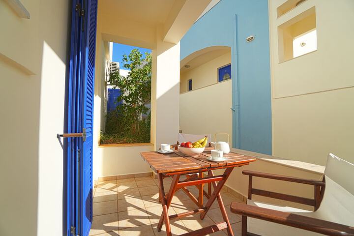 Terrace/Patio 33 of 74