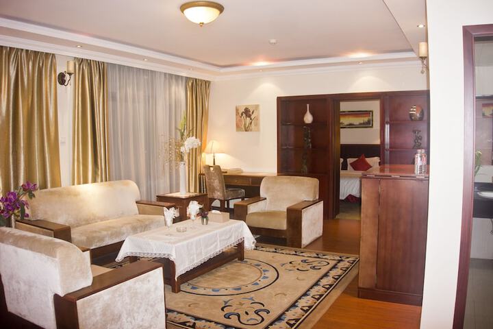 Room 10 of 50