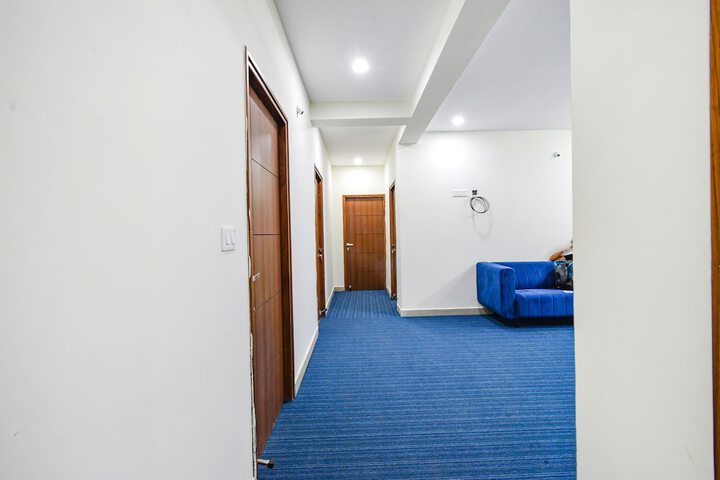 Hotel Interior 4 of 43