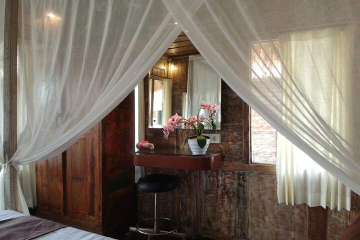 Hotel Interior 68 of 80