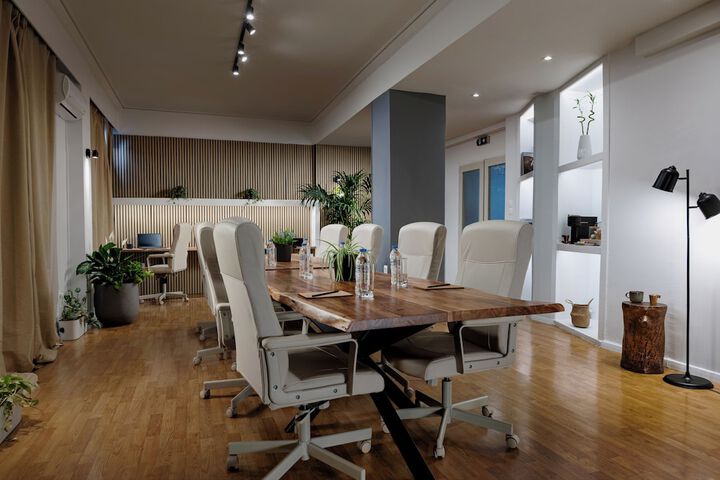 Business Center 56 of 74
