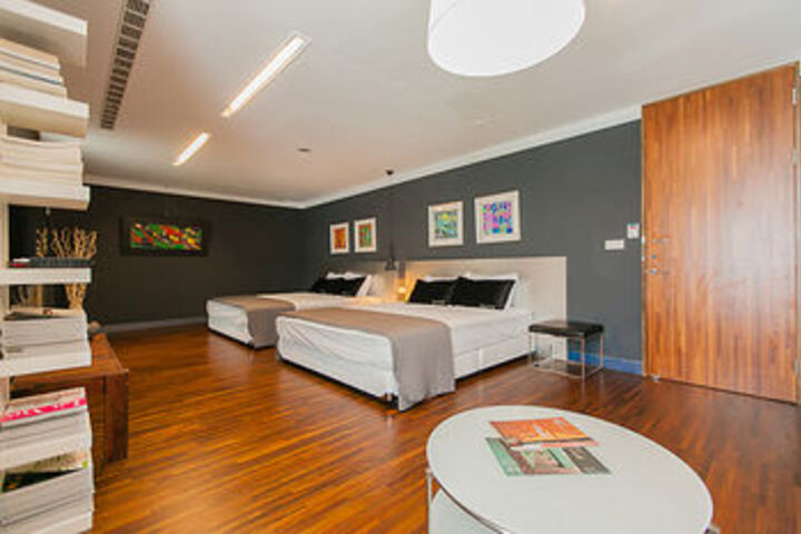Room 18 of 45