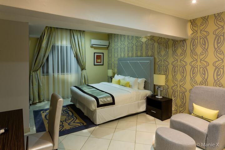 Room 10 of 39