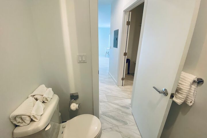 Room 46 of 174