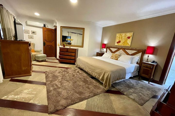 Room 47 of 104