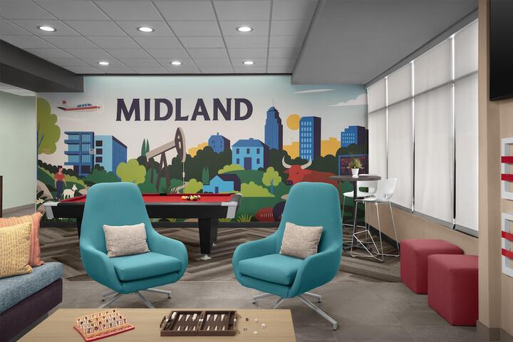 Tru by Hilton Midland East