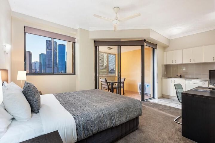 Room 12 of 75