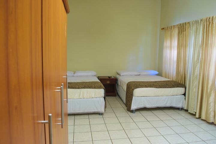 Room 11 of 39