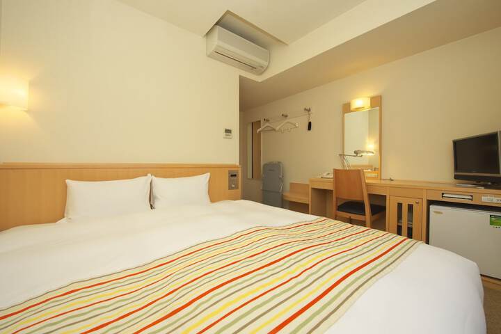 Room 8 of 41