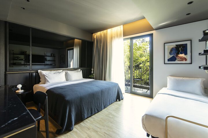 Room 35 of 95