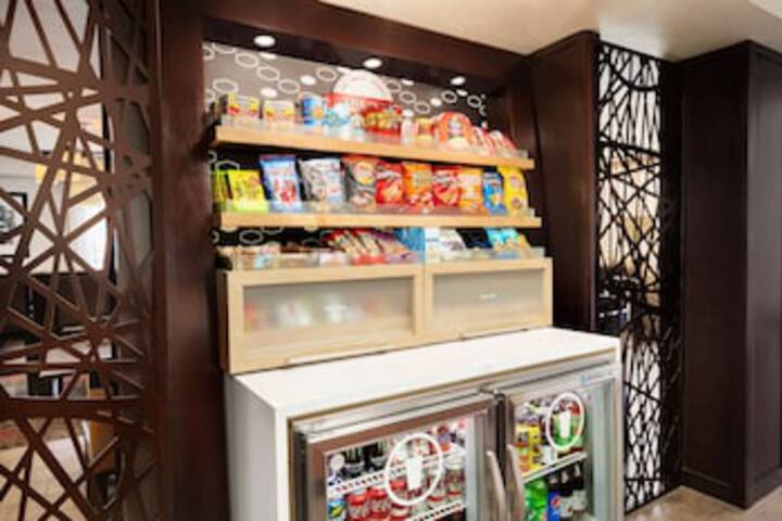 Snack bar