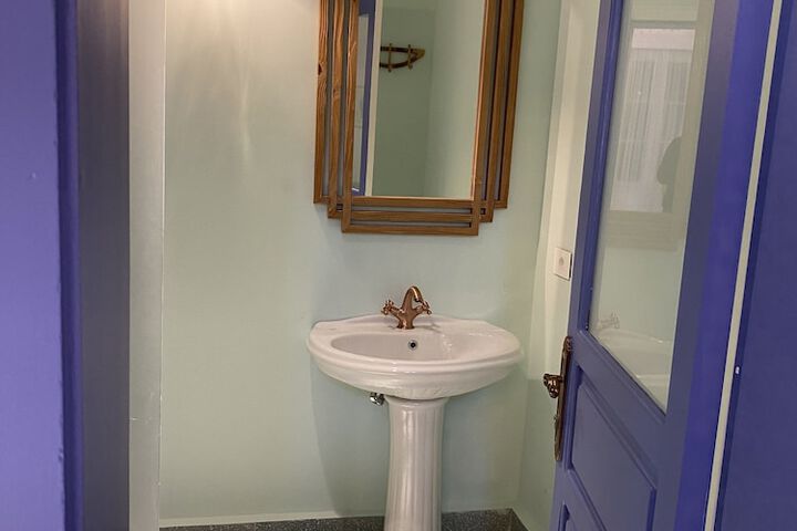 Room 95 of 124