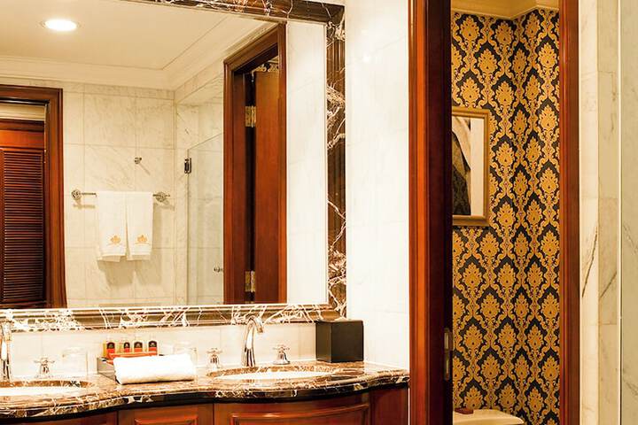 Bath Interior