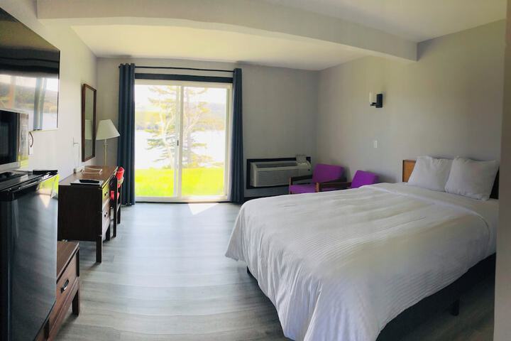 Room 7 of 50