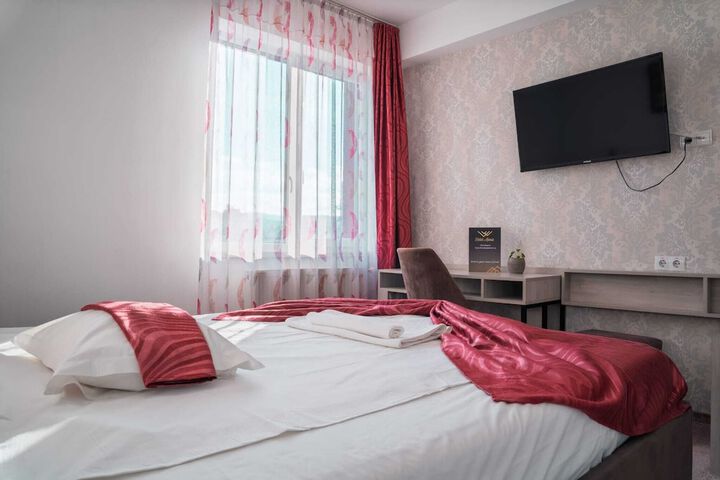Room 28 of 59
