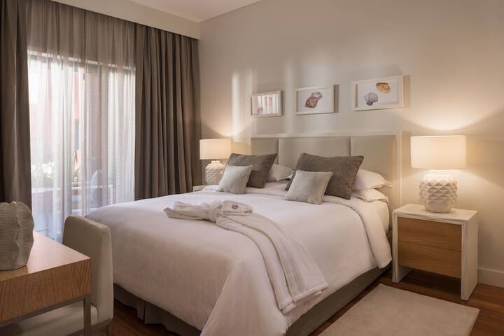 Room 7 of 202