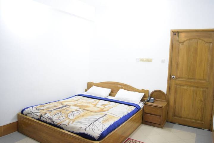 Room 9 of 59