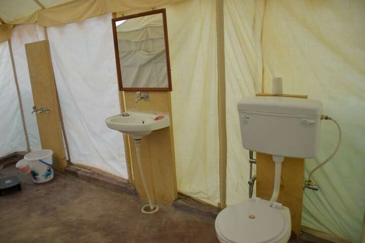 Room 11 of 24