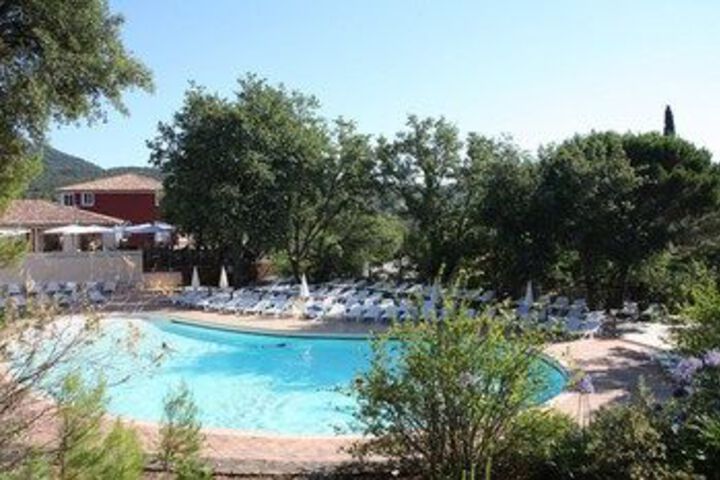Pool 168 of 228