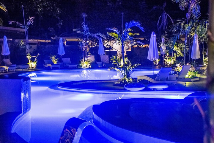 Pool 59 of 90