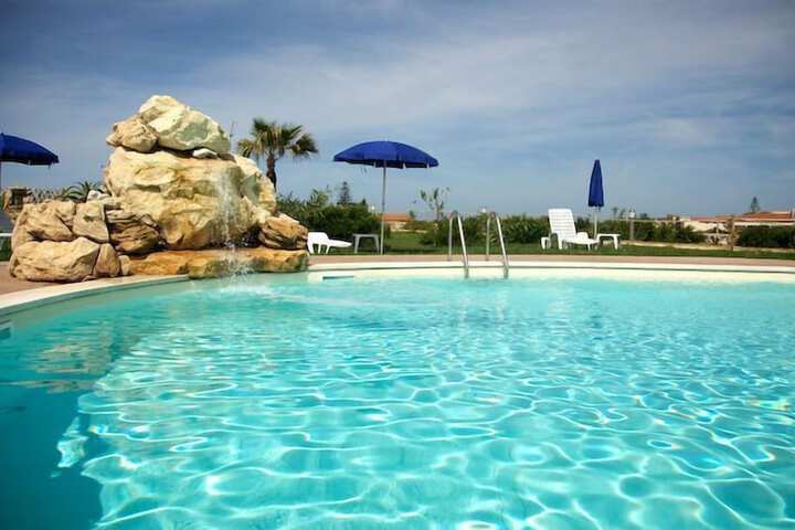 Hotel with Pool