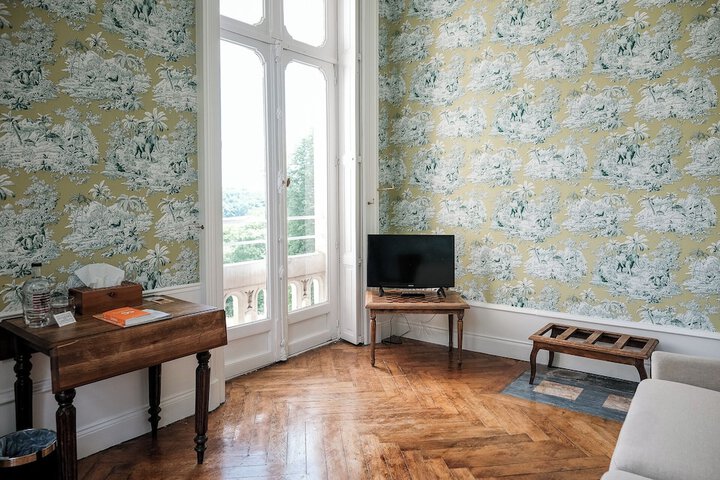 Room 45 of 92
