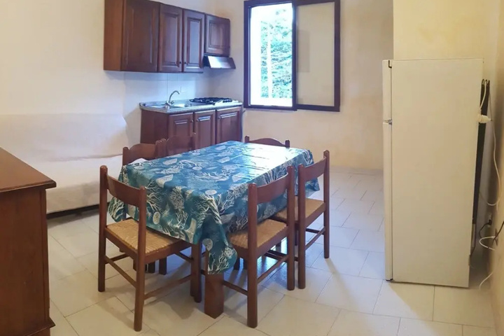 Room 4 of 19