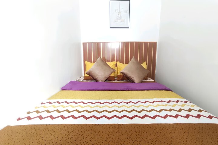 Room 50 of 62