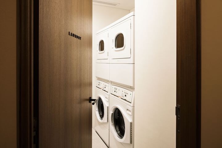Room 30 of 37