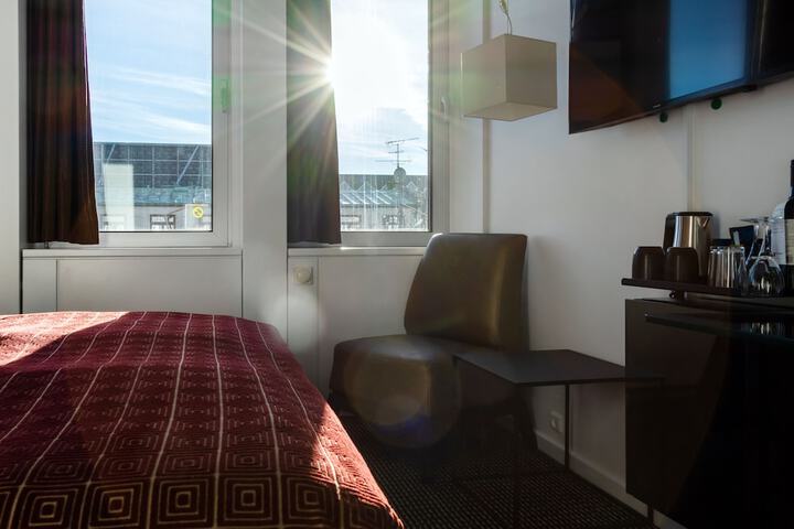 Room 21 of 86