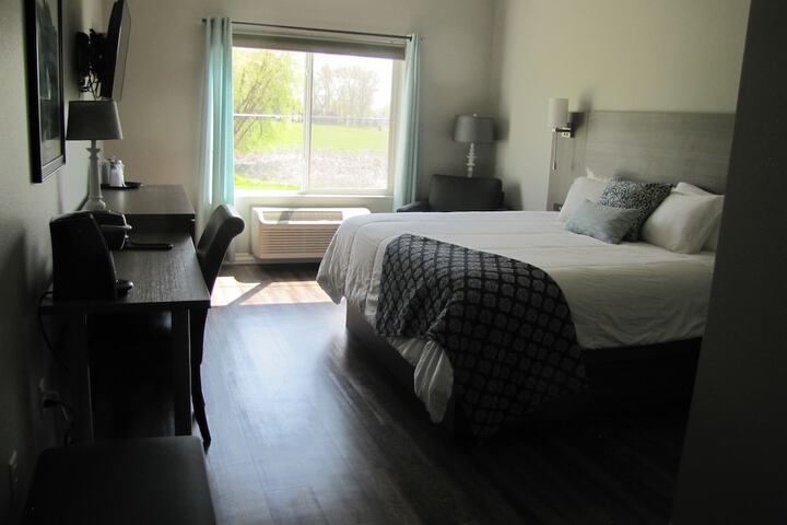 Room 4 of 39