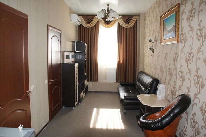 Room 36 of 65