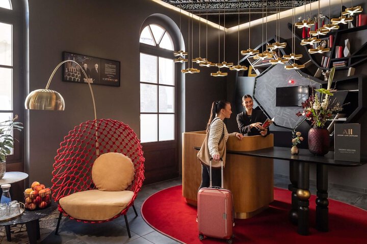 Hotel 42 of 48