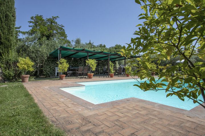 Pool 89 of 129