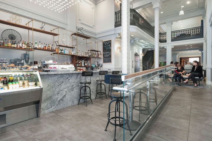 Breakfast area