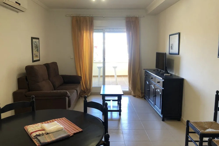 Room 2 of 21