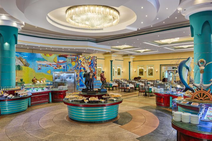 Hotel Lobby