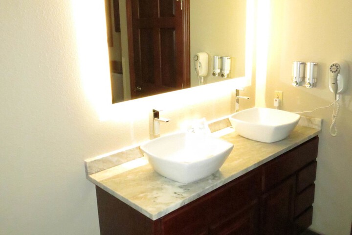 Room 21 of 22