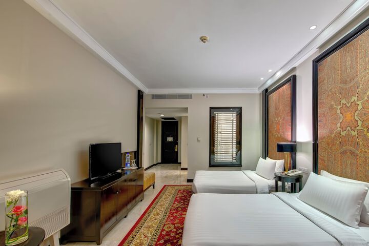 Room 9 of 53