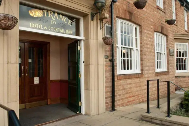 Photo of CAMBRIDGE HOTEL