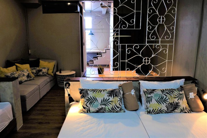 Room 45 of 92