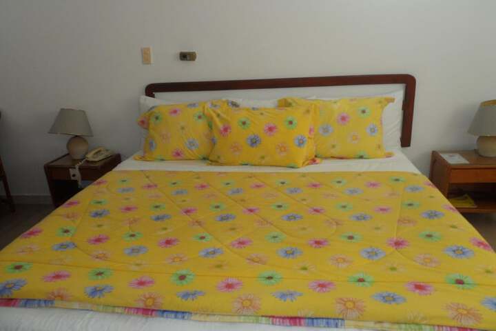 Room 17 of 63