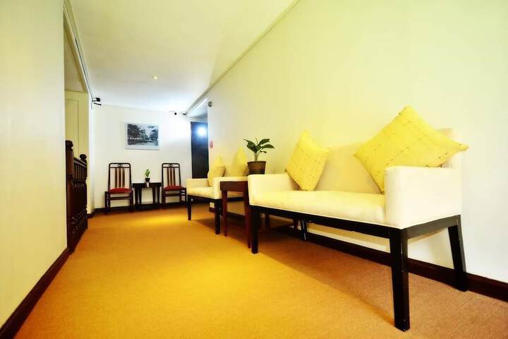 Hotel Interior 5 of 25