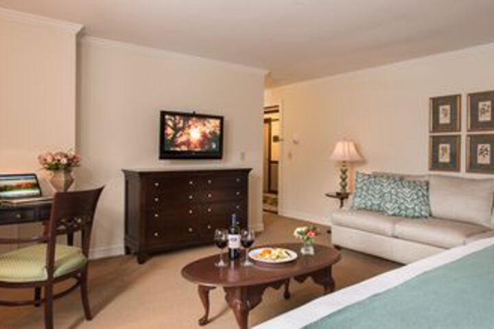 Inside Room Photo