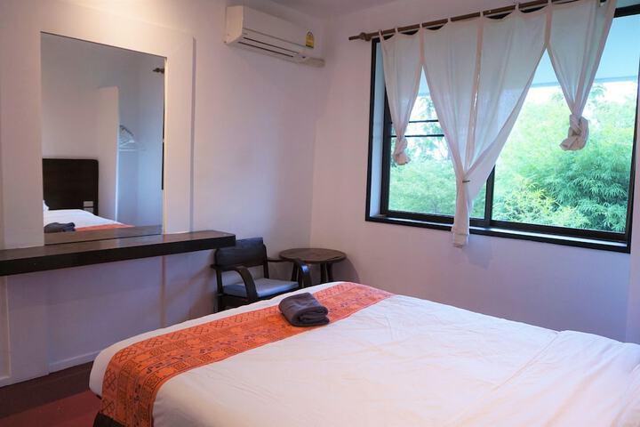 Room 27 of 115