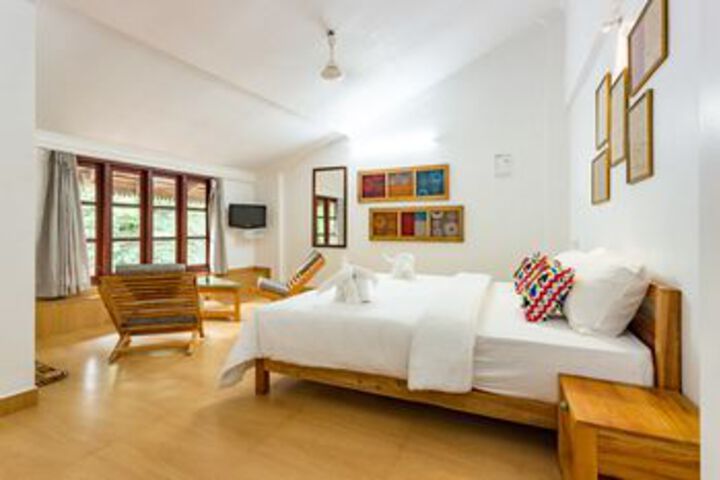 Room 8 of 36