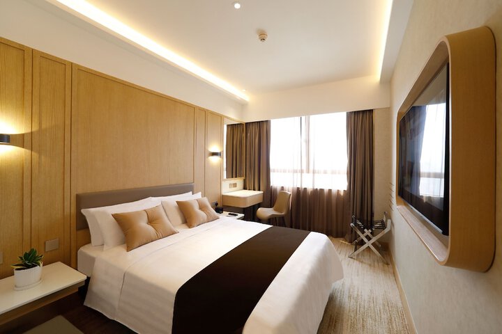 Room 10 of 61