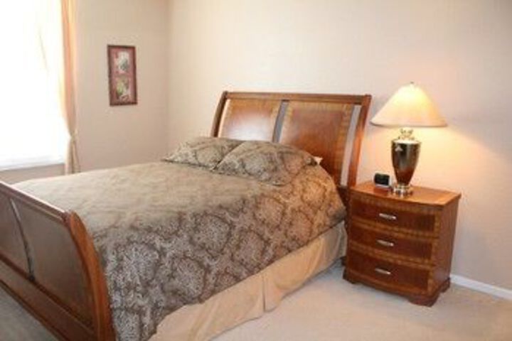 Room 8 of 13