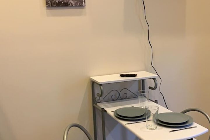 Room 186 of 214