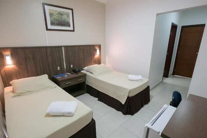 Room 14 of 23